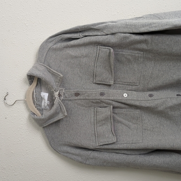 Emery Park Gray Button Down Sweatshirt Jacket Shacket Slightly Cropped Medium - Picture 2 of 14